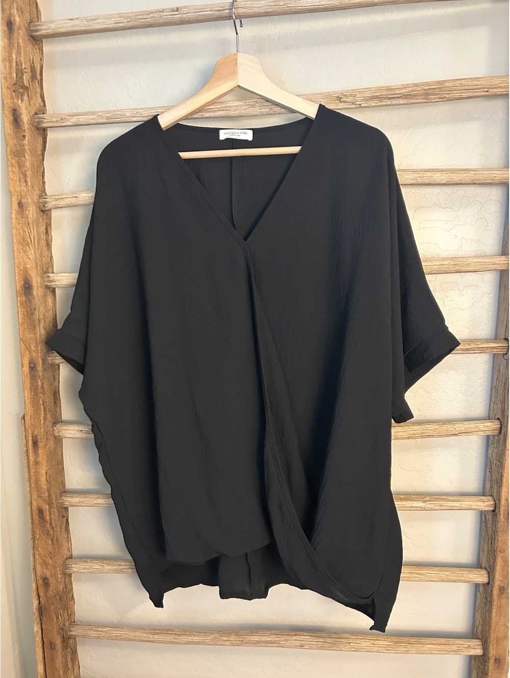ChicSoul Black Oversized V-Neck Blouse Size 2XL Made in USA